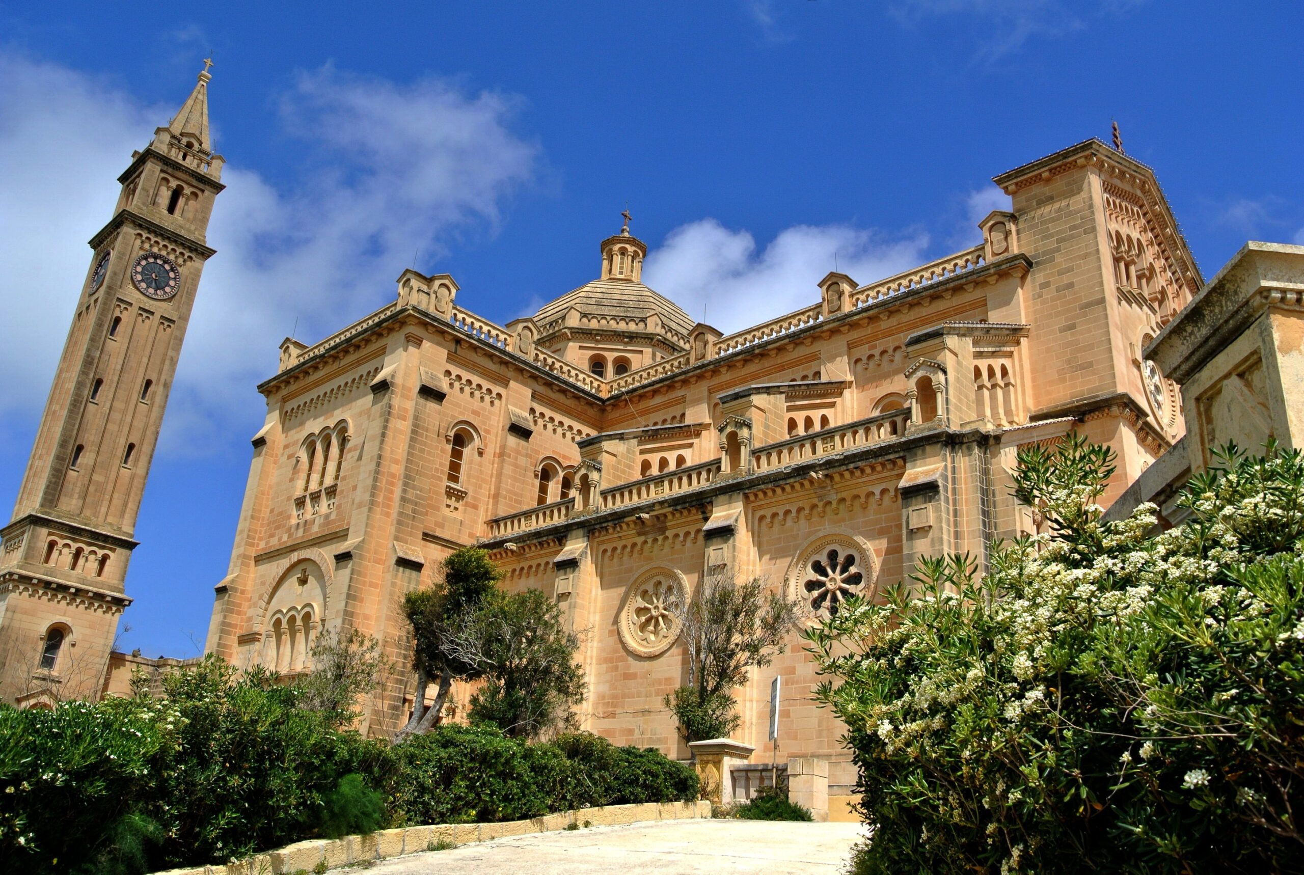 Stefanie’s private Ganztages- Jeep Tour Gozo
